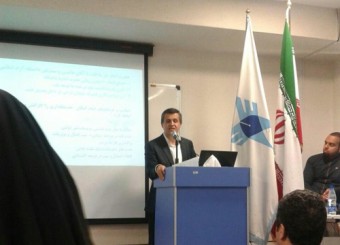 سید یاسر هاشمی در دانشگاه آزاد شیراز