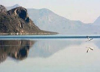 آبگیری کامل دریاچه مهارلو پس از 10 سال