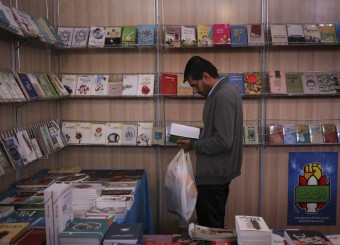 افت ۱۰ درصدی استقبال مردمی از نمایشگاه کتاب شیراز