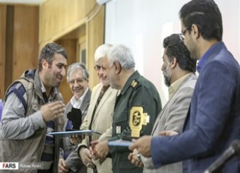 تجلیل از افتخار آفرینان رسانه فارس در روز گرامیداشت بسیج رسانه