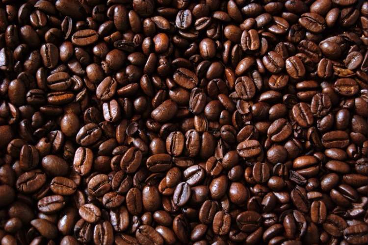 کشف 12 تن قهوه قاچاق در مرودشت