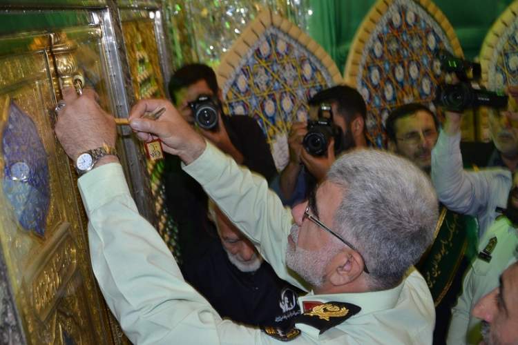 برگزاری مراسم غبارروبی حرم مطهر سید علاء الدین حسین (ع) در شیراز
