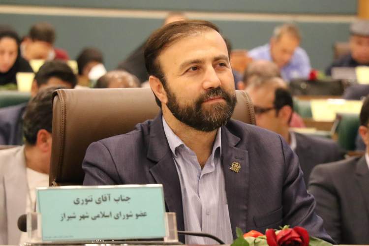 تبعیض روابط عمومی شورای شهر شیراز درحق رئیس کمیسیون فرهنگی