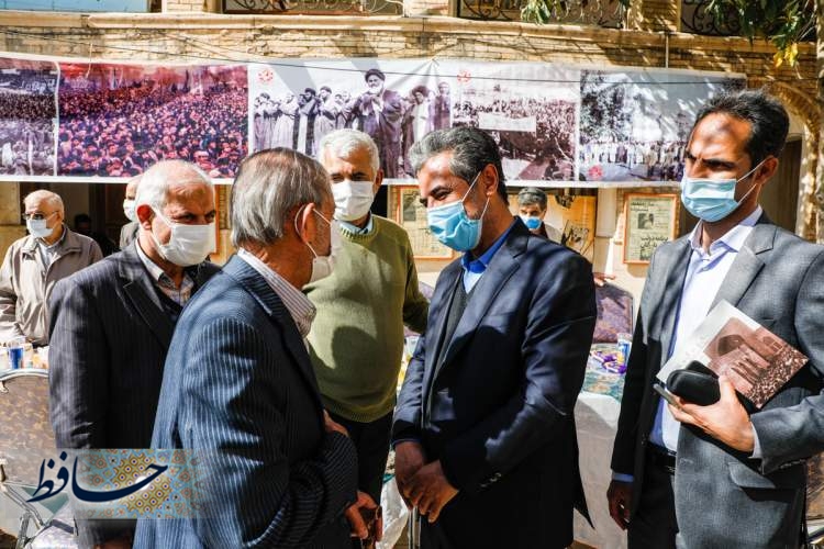 دیدار شهردار شیراز با زندانیان سیاسی انقلاب به مناسبت دهه فجر