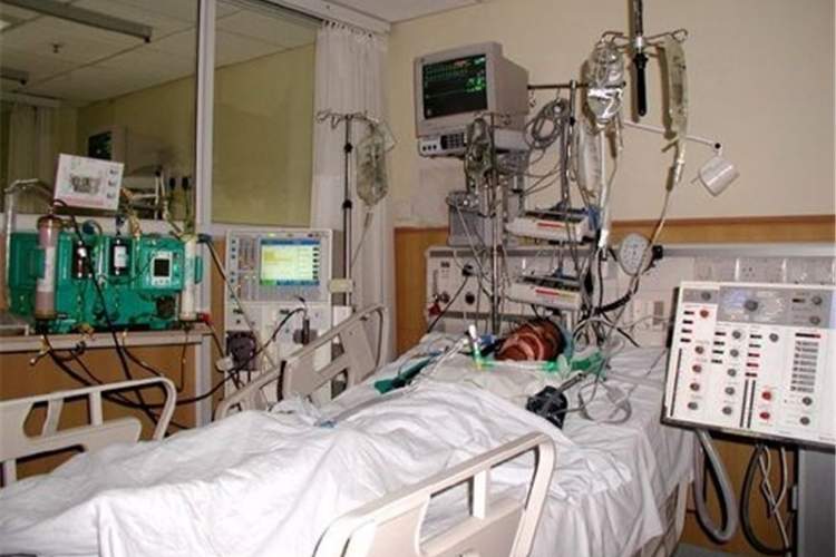 ظرفیت ICUهای فارس در آستانه تکمیل است