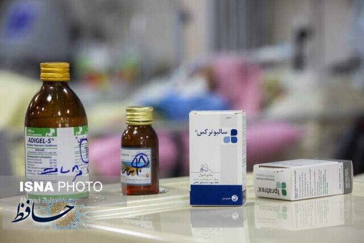 توزیع شربت آنتی‌بیوتیک (سوسپانسیون) بین داروخانه‌های استان فارس
