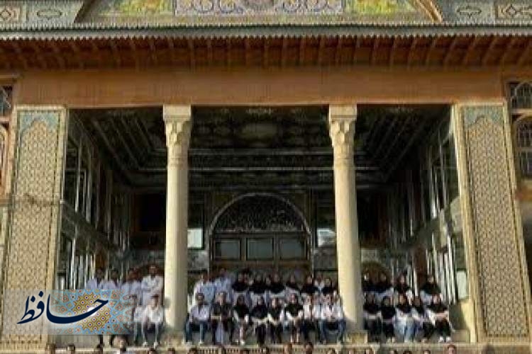 برگزاری آیین روپوش سفید دانشجویان داروسازی ورودی ۱۳۹۷