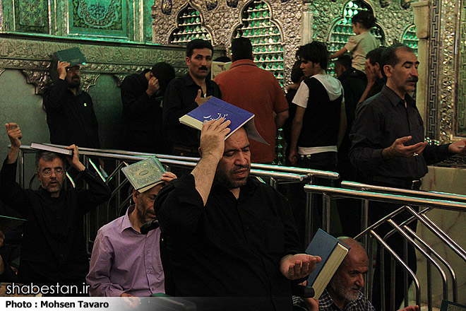 گزارش تصویری شب احیا در شاهچراغ(ع)