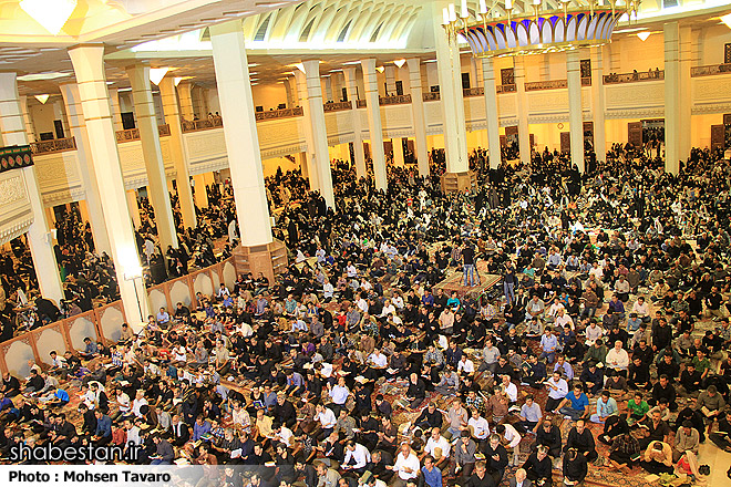 گزارش تصویری شب احیا در شاهچراغ(ع)