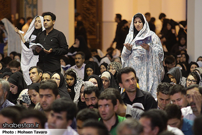 گزارش تصویری شب احیا در شاهچراغ(ع)