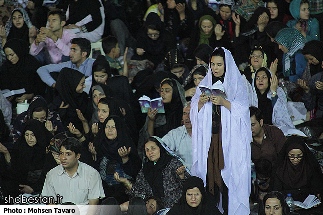 گزارش تصویری شب احیا در شاهچراغ(ع)