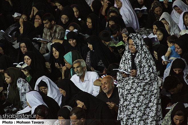 گزارش تصویری شب احیا در شاهچراغ(ع)