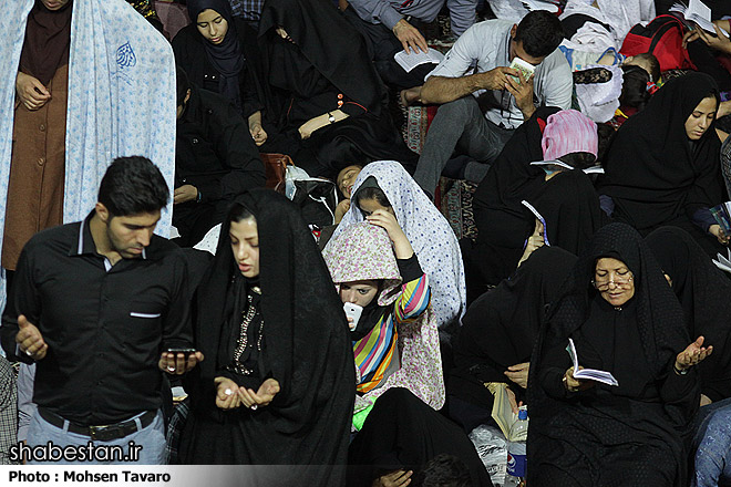 گزارش تصویری شب احیا در شاهچراغ(ع)
