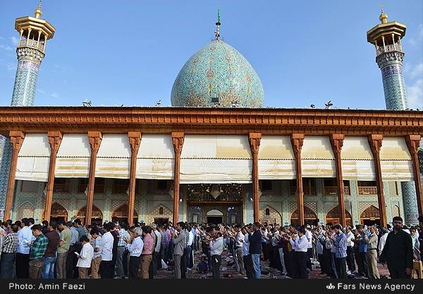 نماز عید سعید فطر در حرم مطهر حضرت شاهچراغ (ع)