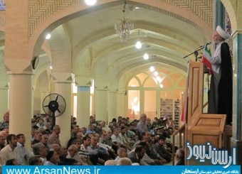 انتقاد امام جمعه ارسنجان از بی توجهی به مشکلات فرهنگی شهرستان