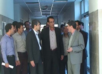 بازدید سرزده رئیس دانشگاه علوم پزشکی فارس از بیمارستان بوانات