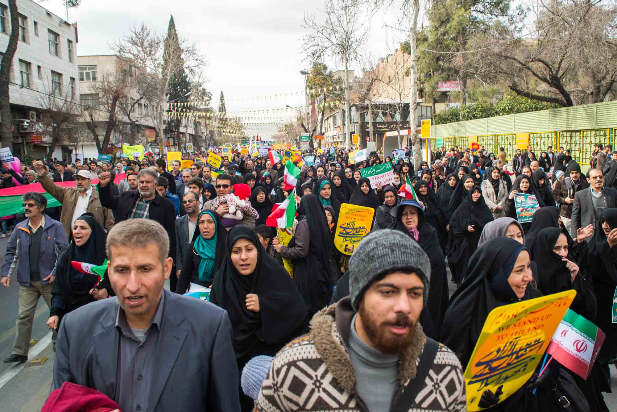 راهپیمایی 22 بهمن شیراز