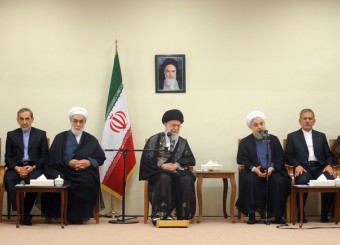دولت به هیچ وجه خود را سرگرم بحثهای انتخاباتی نکند/باید از بدحسابی آمریکاییها در برجام، تجربه آموخت و نباید مقابل وعده آنها اقدام نقد انجام داد/ انتقاد من به برجام به خباثت طرف مقابل مربوط میشود نه عناصر خودمان