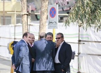 چرا هیچ‌ کدامتان طرح «بازگرداندن اموال نامشروع مسؤولان» را امضا نکردید؟/ کاش به‌اندازه سلفی گرفتن با بیگانگان به این طرح اشتیاق نشان می‌دادید!