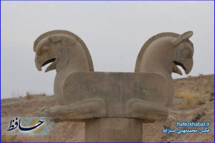 تخت جمشید
عکس: محمدمهدی اسدزاده