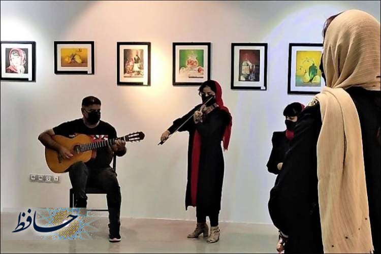 موسیقی‌نوازی در آیین گشایش نمایشگاه نقاشی مرودشت