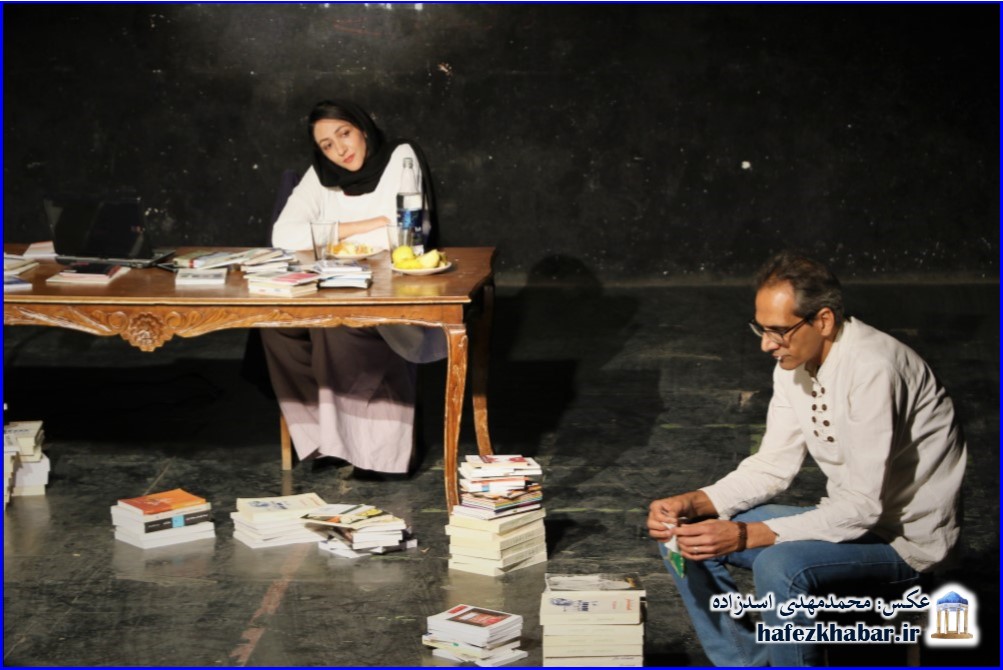 گزارش تصویری از نمایش خرده جنایت‌های زن و شوهری/ عکس: محمدمهدی اسدزاده