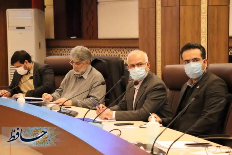 مهم ترین راه پیشرفت کشور اقتصادی کردن سیاست است