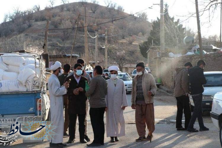 طلاب جهادی قرارگاه عمار آماده خدمت رسانی به سیل زدگان استهبان