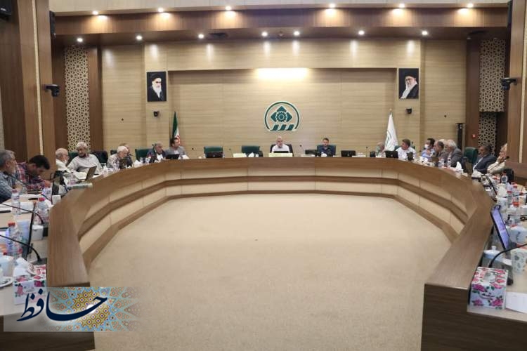اهداء احکام رابطین شوراهای اسلامی محلات در مناطق 11 گانه شهرداری شیراز