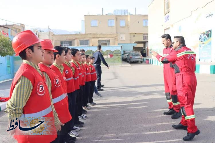 مدارس و دانش آموزان بهترین ظرفیت ارتقای ایمنی در جامعه هستند