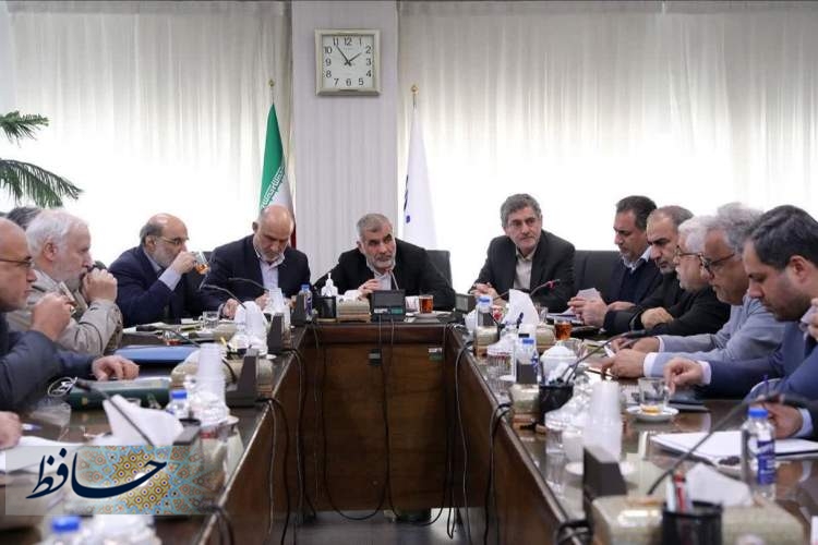 اختصاص یک درصدی درآمد تولید نفت‌وگاز فارس و بوشهر به آزادراه شیراز بوشهر