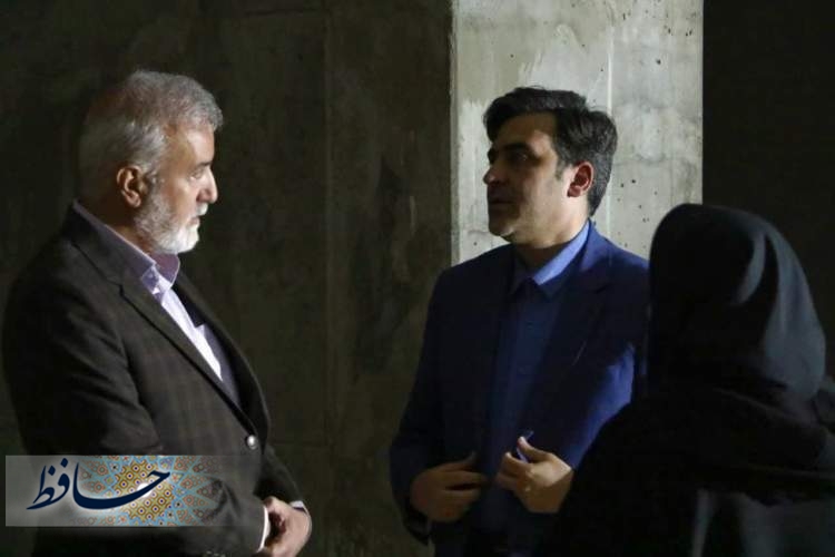 بازدید شهردار شیراز از پروژه مرکز  داده بزرگ شهرداری