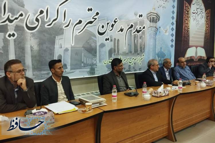 نشست هم اندیشی اساتید دانشگاه پیام نور فارس با موضوع نقش آفرینی استاد تراز انقلاب اسلامی