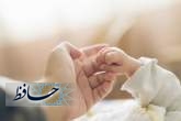 اهمیت توجه به مصرف کافی مایعات در دوران شیر دادن مادر به نوزاد