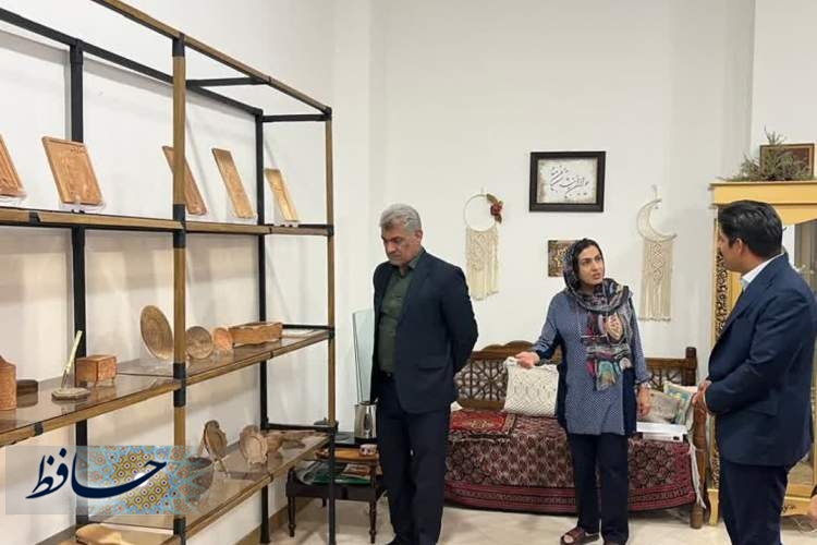 حمایت از هنرمندان در اولویت میراث فرهنگی فارس