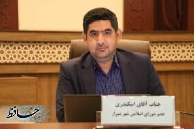 شیراز قربانی سیاست بازی در شورا