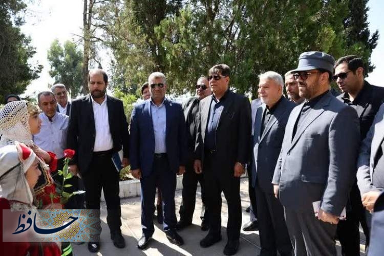 آغاز سفر کاری وزیر میراث‌فرهنگی به فارس