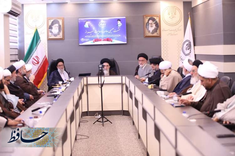دو قطبی سازی جامعه ممنوع است