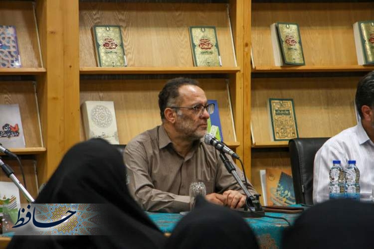 آیین رونمایی و نقد کتاب «مبانی نقلی الگوی نظام سیاسی اسلام»