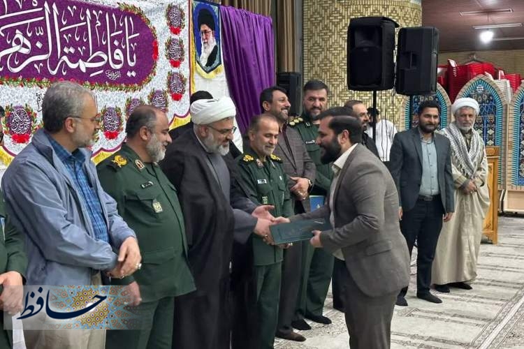 مداحان جهادگران بزرگ تمدن امروزند 