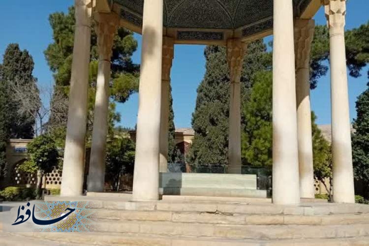 اهتزاز «سپر آبی» بر فراز میراث جهانی فارس اهتزاز «سپر آبی» بر فراز میراث جهانی فارس